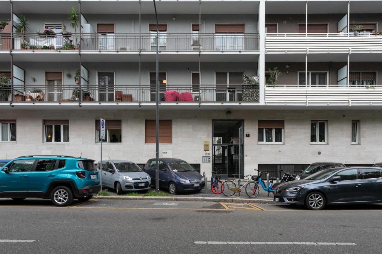 Luna Homes - Studio In Corso Sempione Milão Exterior foto